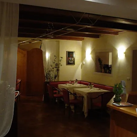 호텔 Ristorante Flora