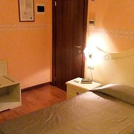Otel Ristorante Flora Vittorio Veneto